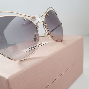 miu miu sunglasses nwt and case
